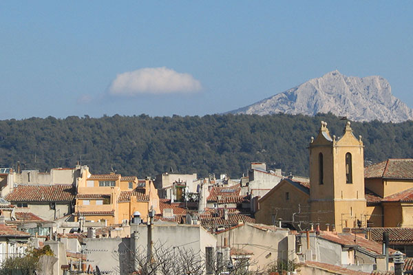 montagne aix en provence